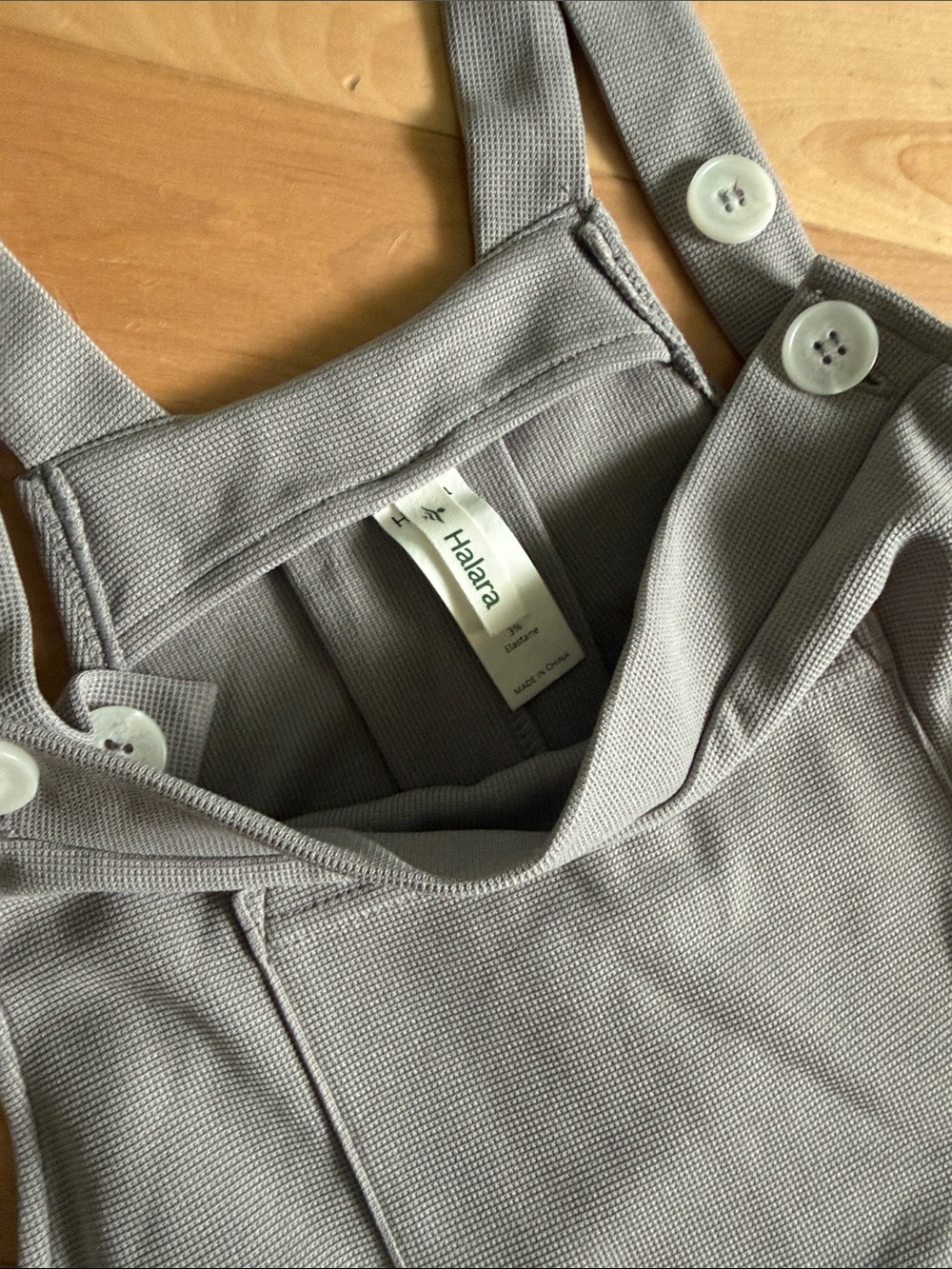 Wide-Leg HALARA Overall Jumpsuit in Light Gray S EUC - Picture 5 of 5